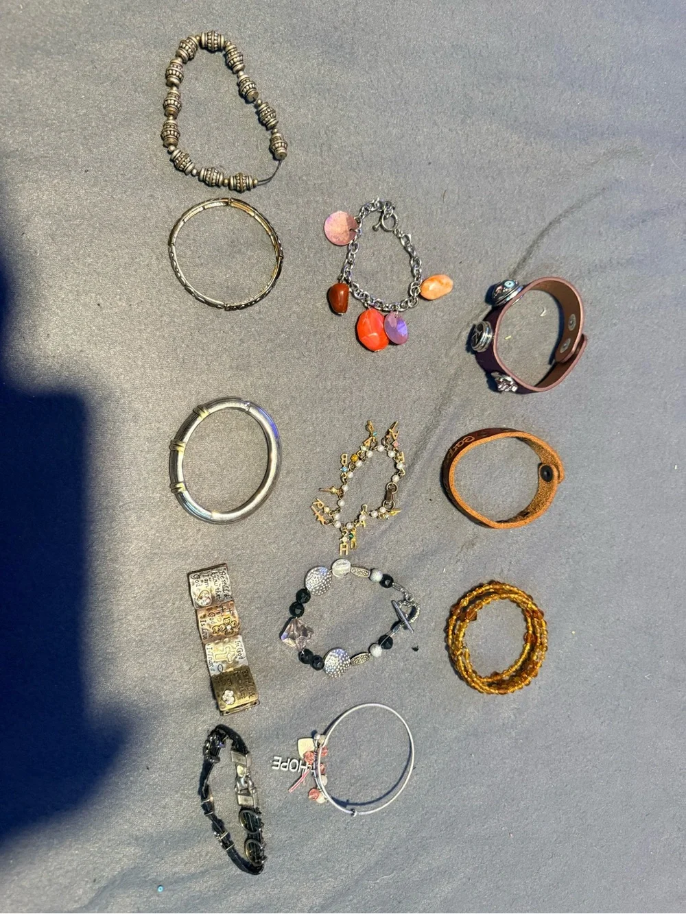 Assorted Women's Bracelet Set - Mixed Colors